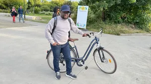 Fred KISSIE on bike